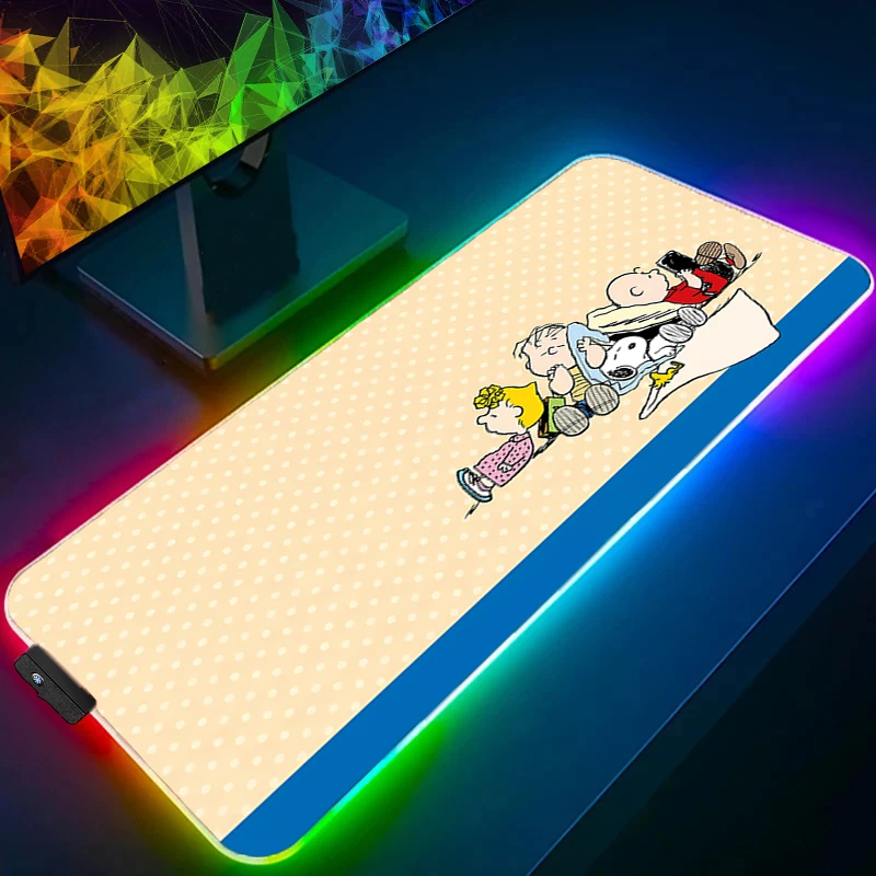 Alfombrilla de ratón LED XXL Snoopy Anime Gamer ordenador alfombrilla de ratón RGB jugadores de deportes electrónicos accesorios de juegos tableta Varmilo teclado retroiluminación