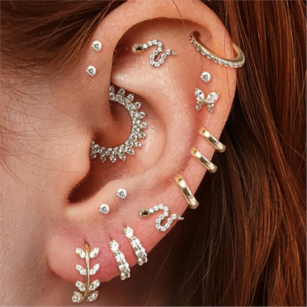 Pendientes Piercing de mariposa de hélice para tabique para mujer, aretes de acero inoxidable chapados en oro CZ, cartílago de serpiente, joyería para el trago, 1 ud.