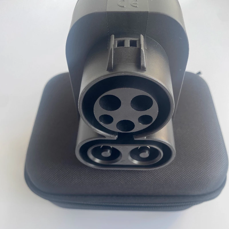 

American standard to European standard conversion head New energy tram charger DC fast charging pile