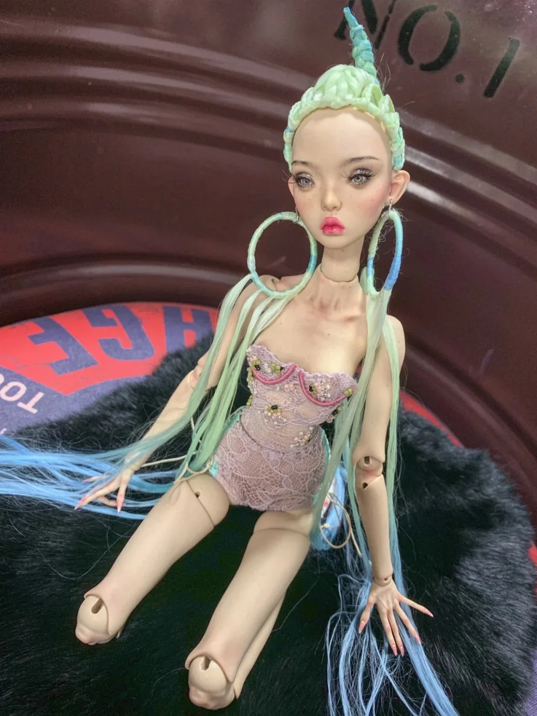 The New SD BJD Doll 1/4 Beth Joint Give Eyes Girls Holiday Gift Spot Cosmetics Advanced Resin Factory Sale