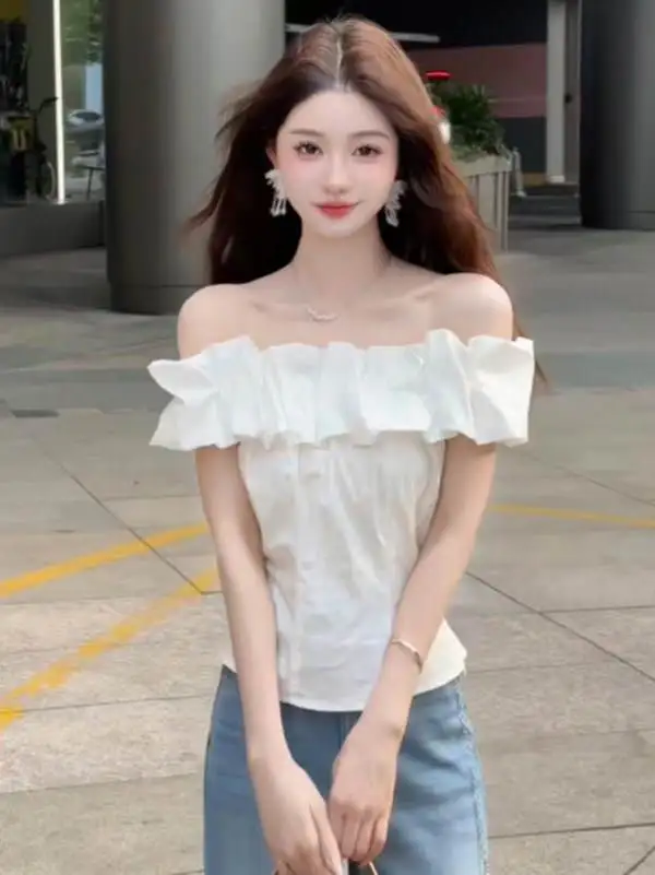 

Ele Sweet Waist-Cut Splice Beautiful Top Women's Summer Small Fraance Sle Faionable Luxury Lace Trim One-oulder T...