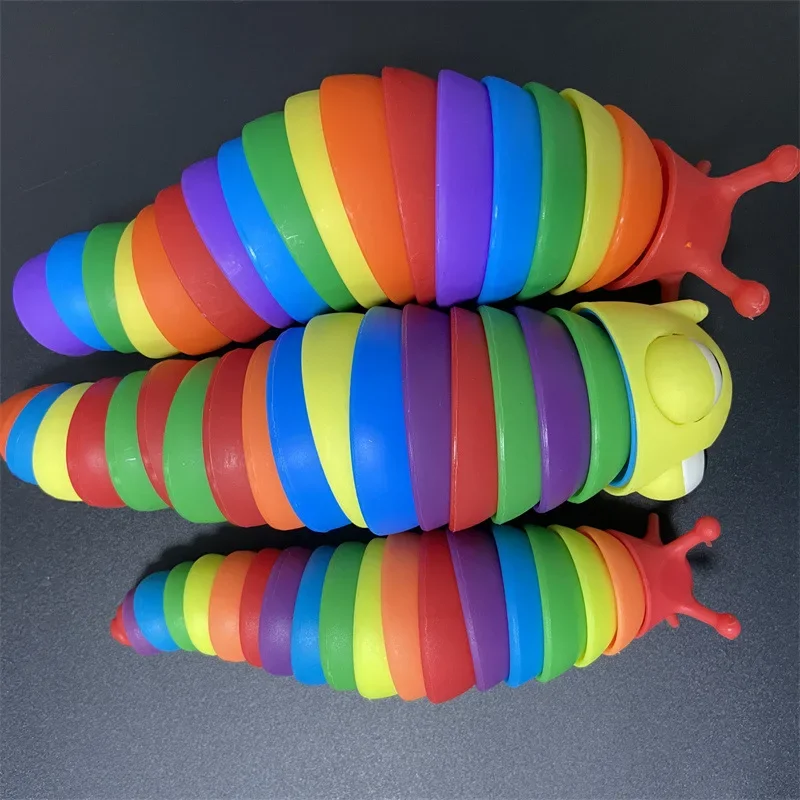 Funny Fidget Slug Toy Release Stress Fat Brain Finger Slug Kids Articulated Flexible Caterpillar Twist Worm Gags Jokes Adults