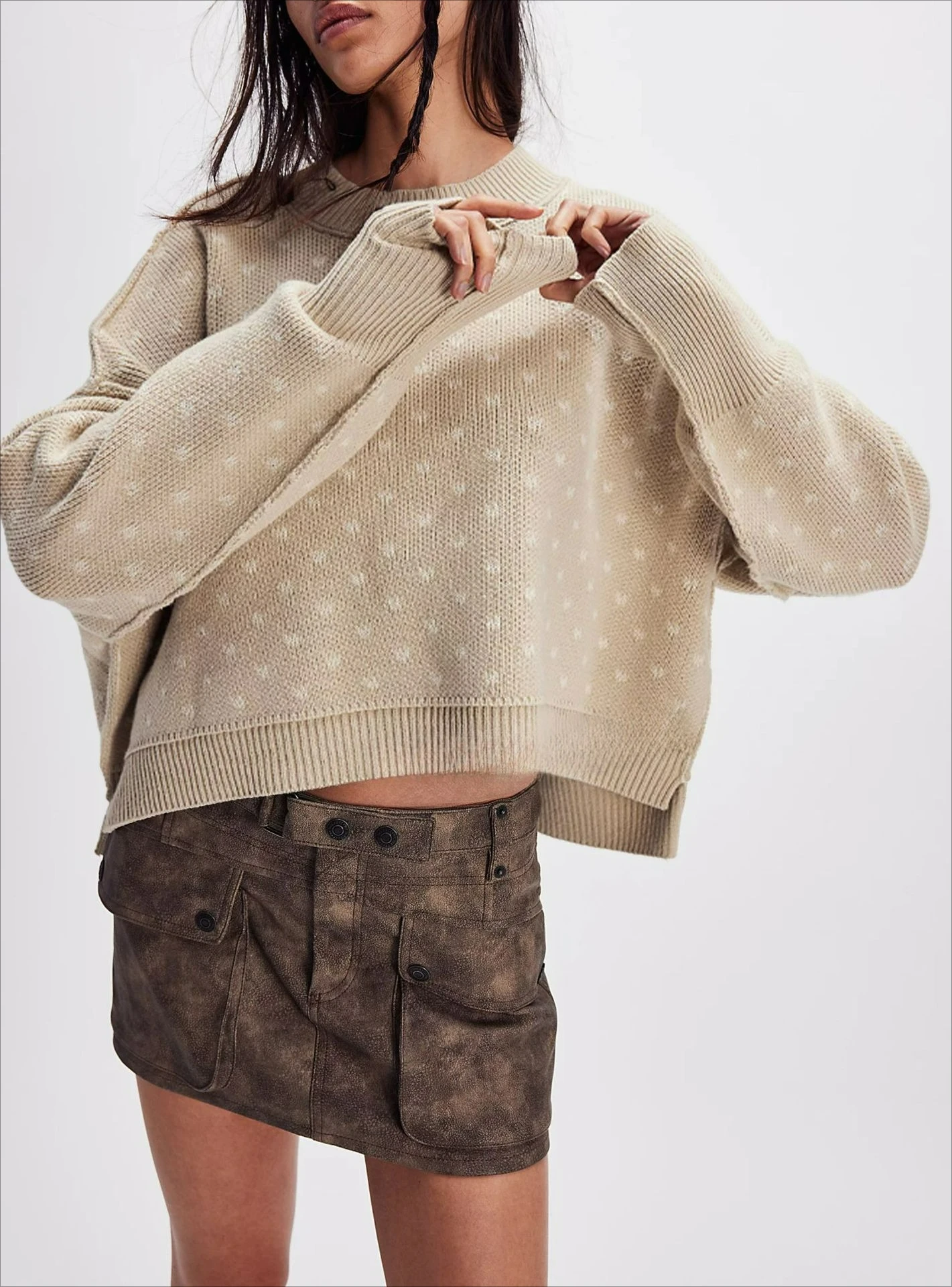 2025 New Autumn and Winter Round Neck Knitted Sweater Short Loose Butterfly Pullover Sweater Women's Clothing