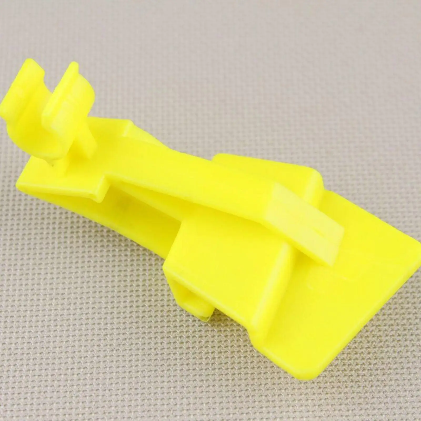 Car Hood Prop Rod Clip Durable Nylon Retainer Premium Sturdy Easy Installation Accessory for Ford Fiesta 2011 2018