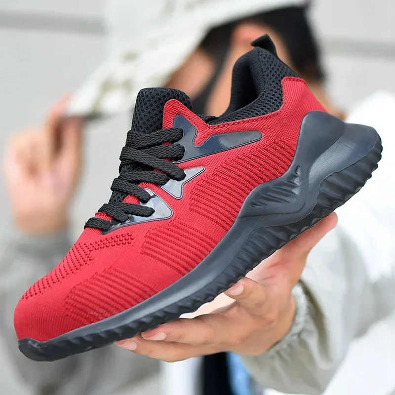 Steel Baotou Anti-smashing Anti-puncture Breathable Safety Protection Shoes and One Piece of Construction Shoes