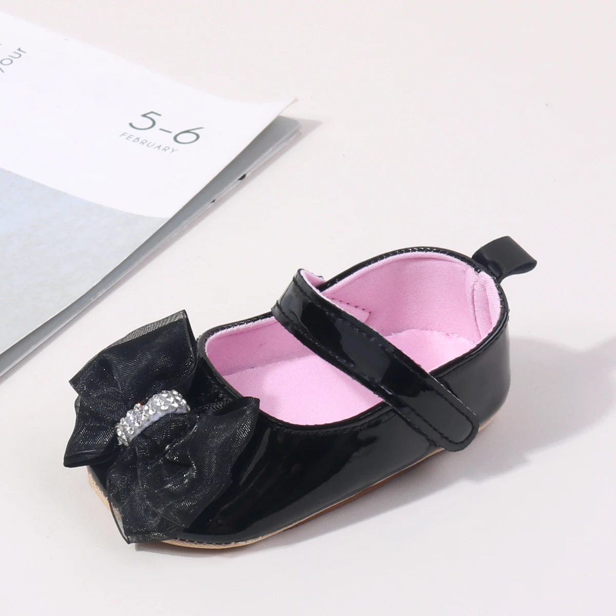 Spring and Autumn 0-1 Year Old Baby Walking Shoes PU Leather Soft Sole Anti Slip Princess Style Butterfly Bow Newborn Baby Shoes