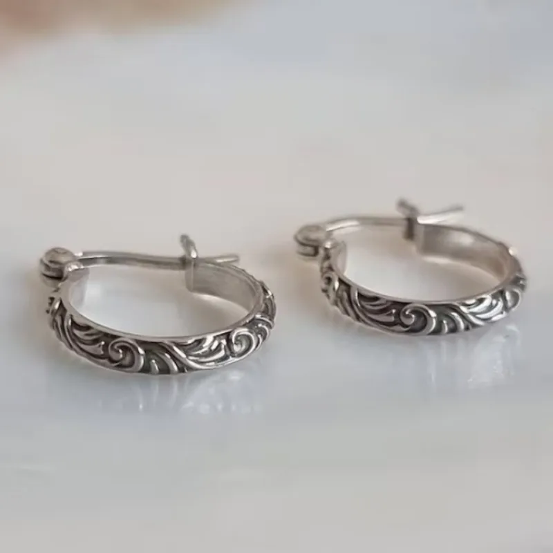 Vintage-Ohrringe in Silberfarbe für Damen, Kreisform mit Schnitzmustern, für Party und Alltag