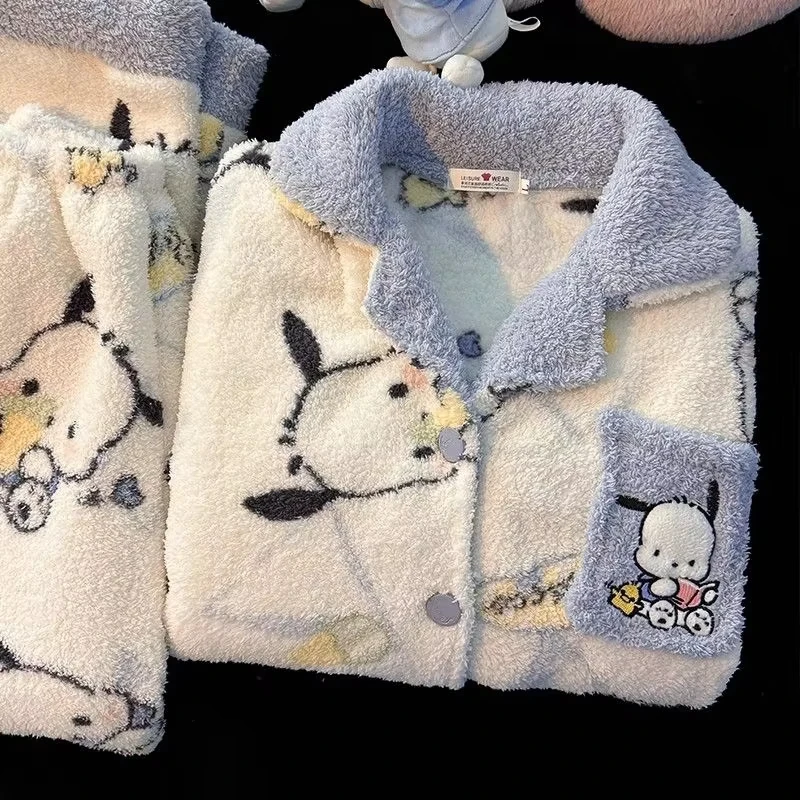 Uroczy zestaw piżamy damskiej Pochacco, dziewczęcy, z grubego, ciepłego polaru koralowego, rozpinany kardigan, spodnie, słodki, modny, casualowy strój domowy dla uczennic.