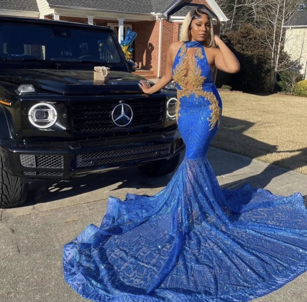 Sparkly Royal Blue Sequin Prom Dress Black Girls 2024 Luxury Mermaid Golden Bead Appliques Evening Party Gala Graduation Gown