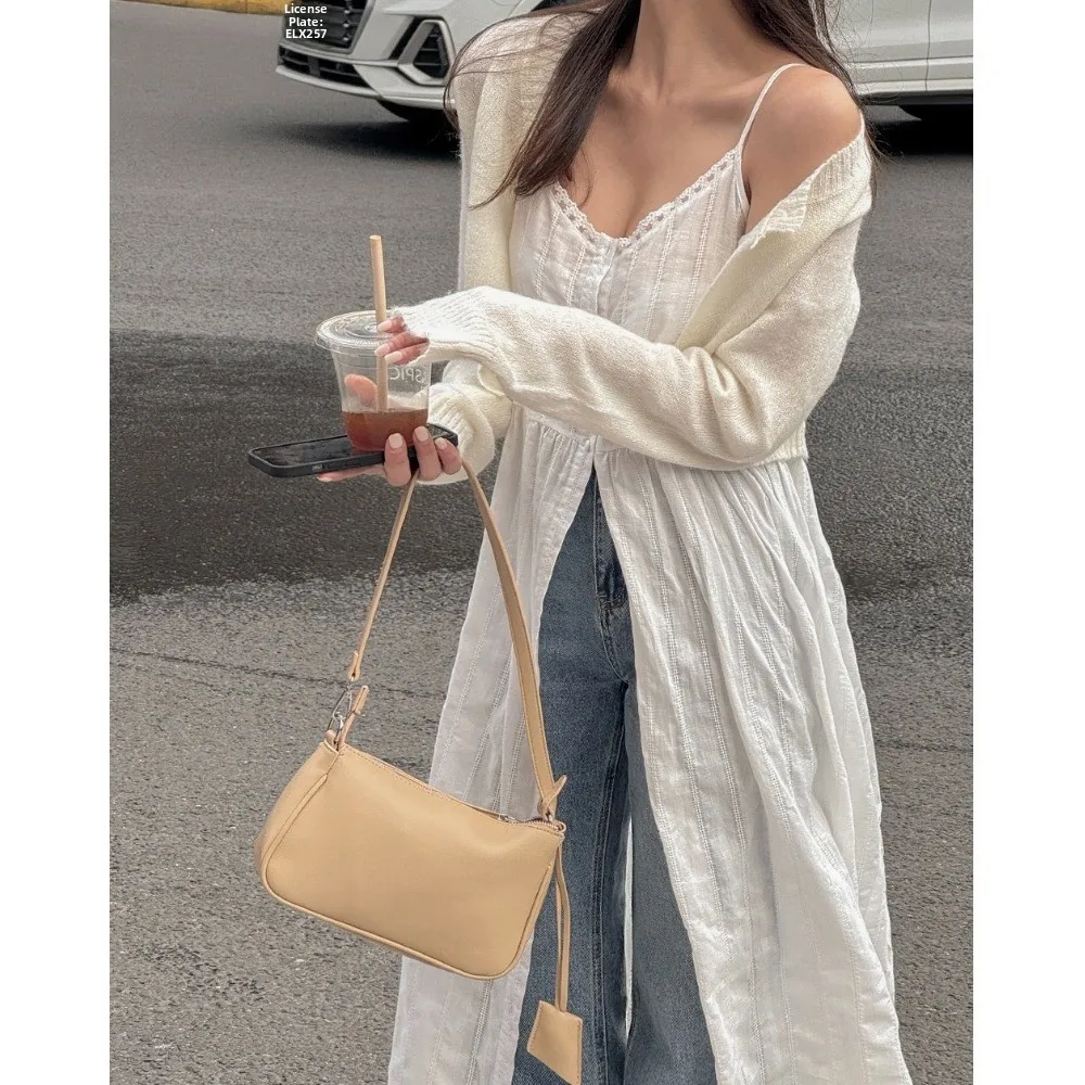 シンプルなシングルボタン刺繍ストラップドレス、花柄プリントコットン、春夏秋レディースワンピース、ファッショナブルなミニマリストデザイン