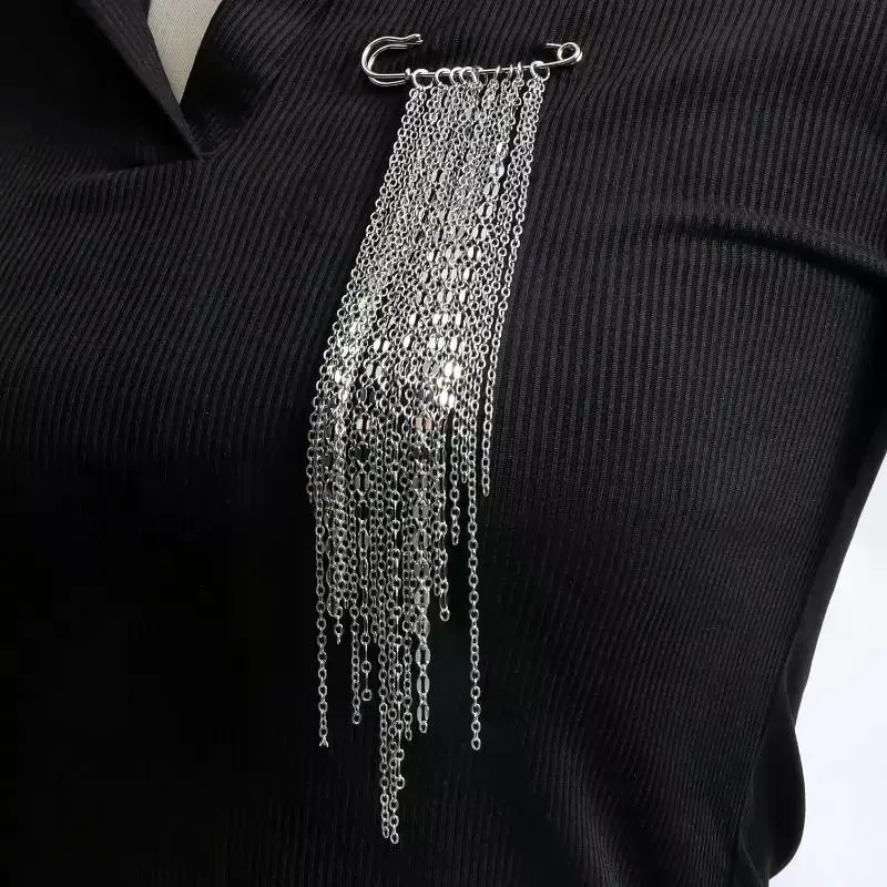 Exaggerated Metal Chain Tassel Chain Pin Brooch For Women New Cool Suit Shirt Charm Fixed Needle Accessories Jewelry Fashion