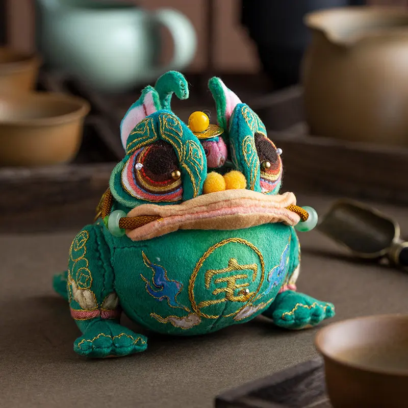 

DIY Handmade Embroidery Kit Chinese Intangible Heritage Three Legged Toad Tea Pet Sachet Ornament Mascot Home Decor