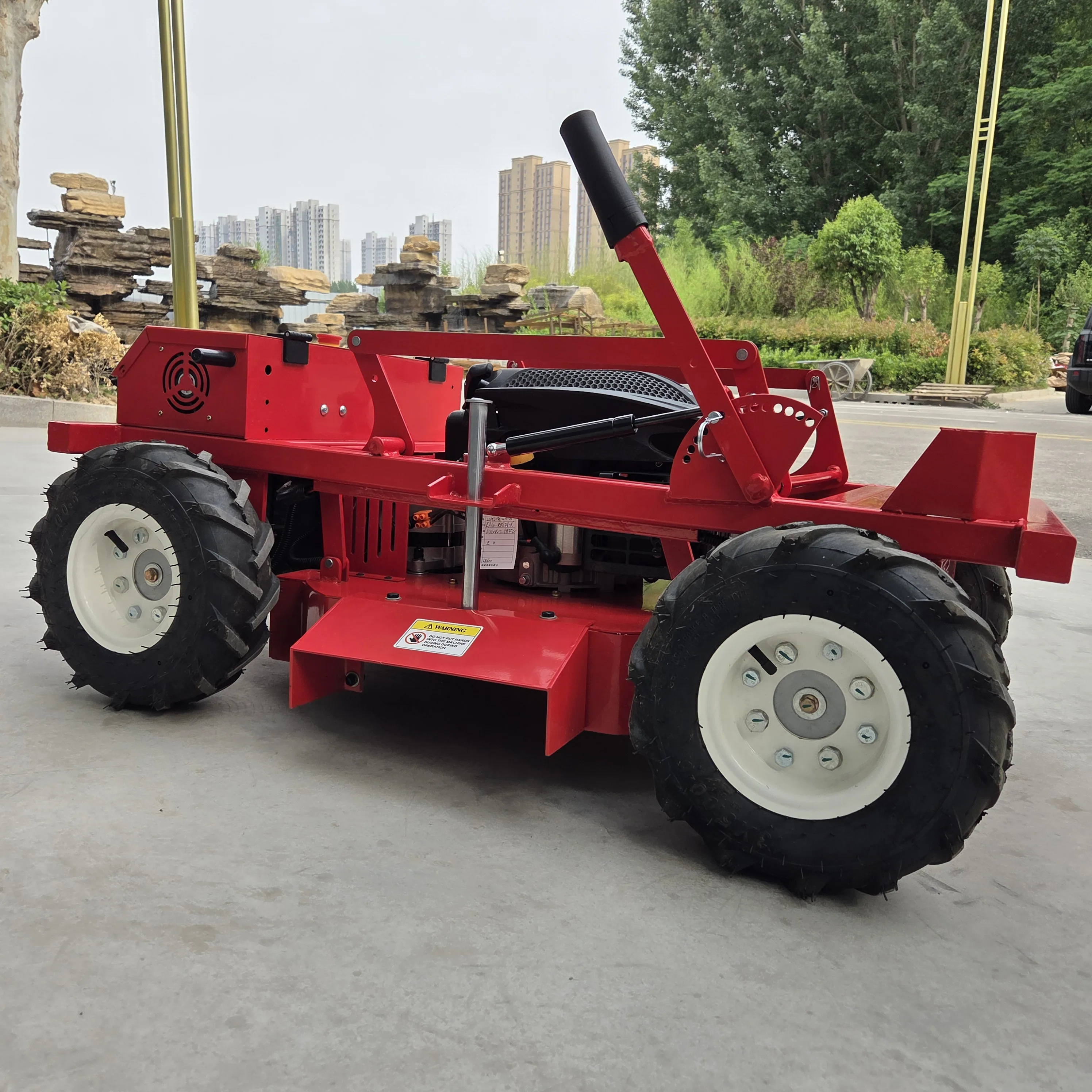 Газонокосилка с дистанционным управлением на колесиках, легкое скалолазание, безопасная косилка, удобное управление с дистанционным управлением, экономит беспокойство и усиление.