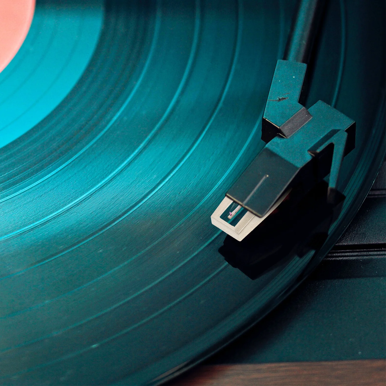 

2Pcs Aluminum Alloy Record Player Needle Durable Turntable Stylus Universal Replacement for Vinyl Records Record Player Needle