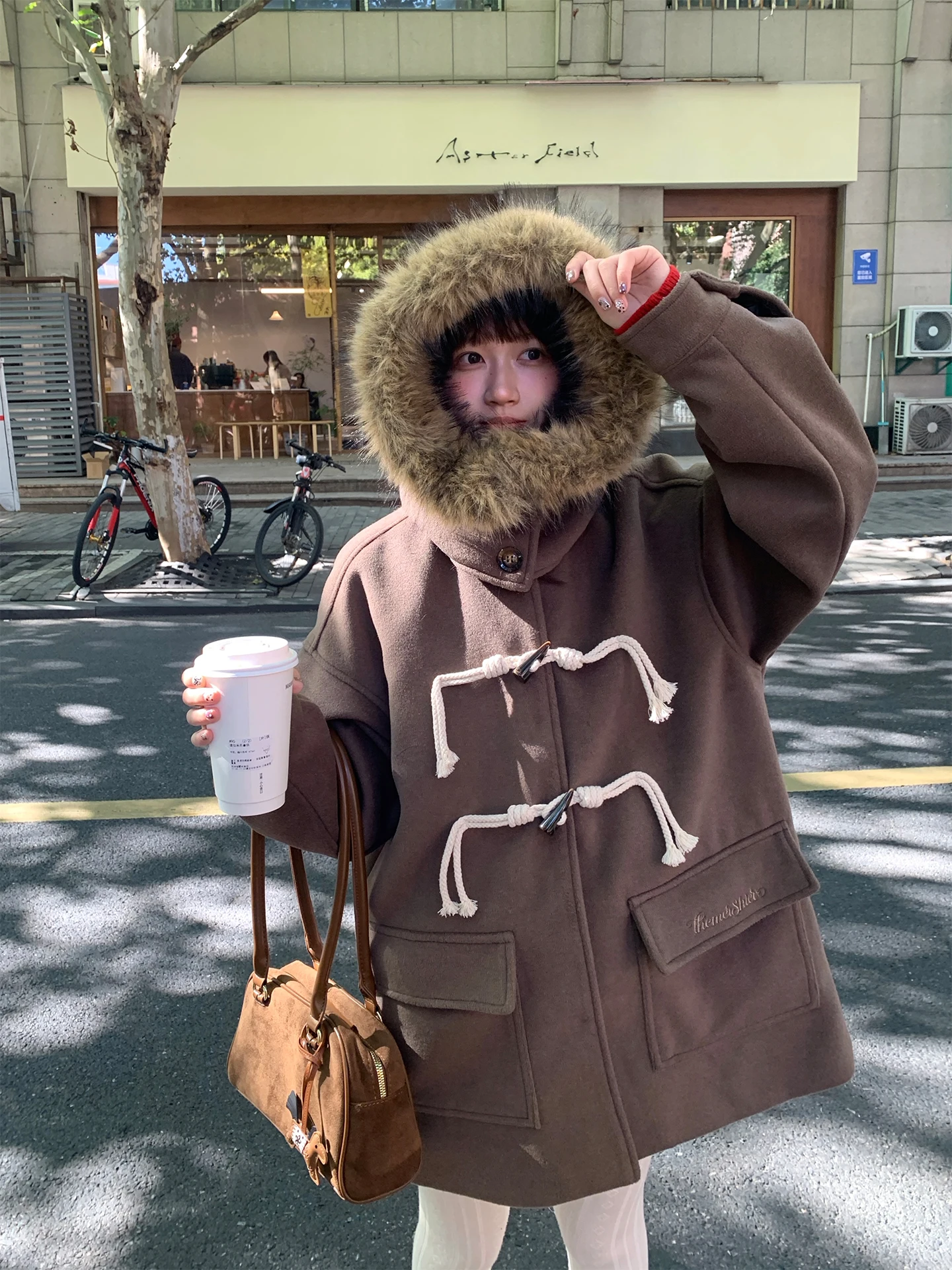 

NIDEBLA Корейское женское длинное пальто с меховым воротником, свободное, хлопковое, в стиле ретро, с пуговицами-клевантами, повседневное, для дома, комфортное