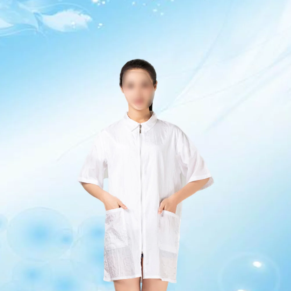 Roupas de tintura de cabelo branco xl, à prova d'água, manga curta, uniforme de barbeiro, gola virada para baixo macio com bolso para homens e mulheres, roupa de trabalho