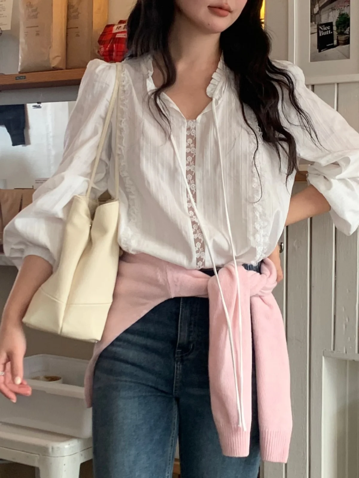 

Chic Long Sve Lace Hollow out Patchwork Beautiful Women's irt Romantic Spring Sle Korean Loose Fit Color