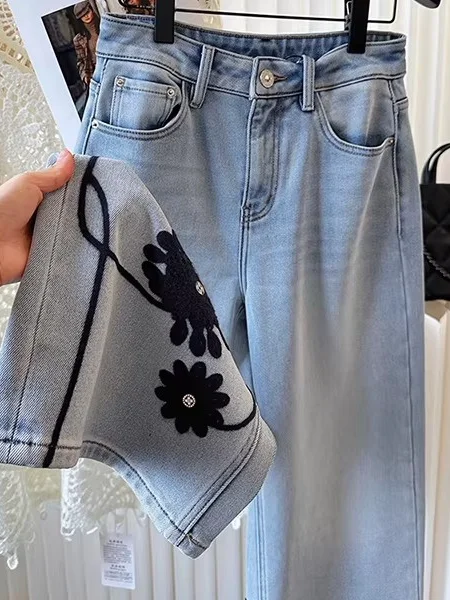 

Retro Casual High Waist Straight Leg Jeans Embroidered Flower Versatile Slimming Long Pants Spring 2026 Women's Faion