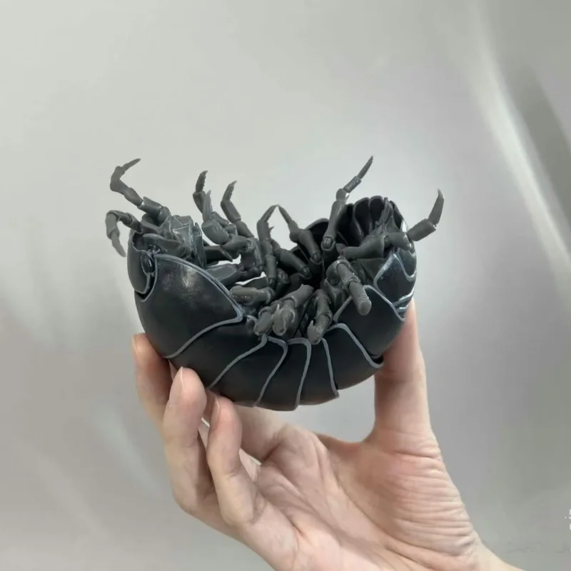 Bandai Chalcosoma Atlas Caucasus Beetle Movable Model Hyper-Realistic Insect Ornament Toy for Collectors Authentic Action Figure