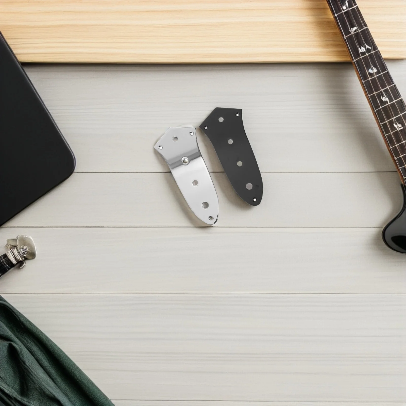 

2Pcs Electric Bass Guitar Truss Rod Cover Neck Plates Chrome Black Metal Replacement Parts for Musical Instrument Maintenance