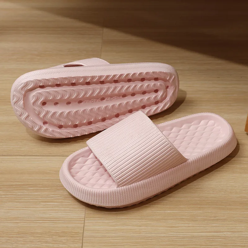 Women's Summer Thick-soled Slippers That Feel Like Stepping on Shit, Fashionable Outer Wear, Soft-soled Indoor Home Sandals a...