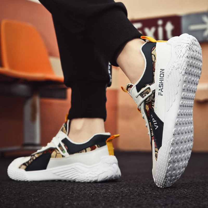 Nowe dopasowane kolory płócienne lekkie buty do biegania sznurowane antypoślizgowe buty sportowe dla studentów oddychające męskie buty na co dzień
