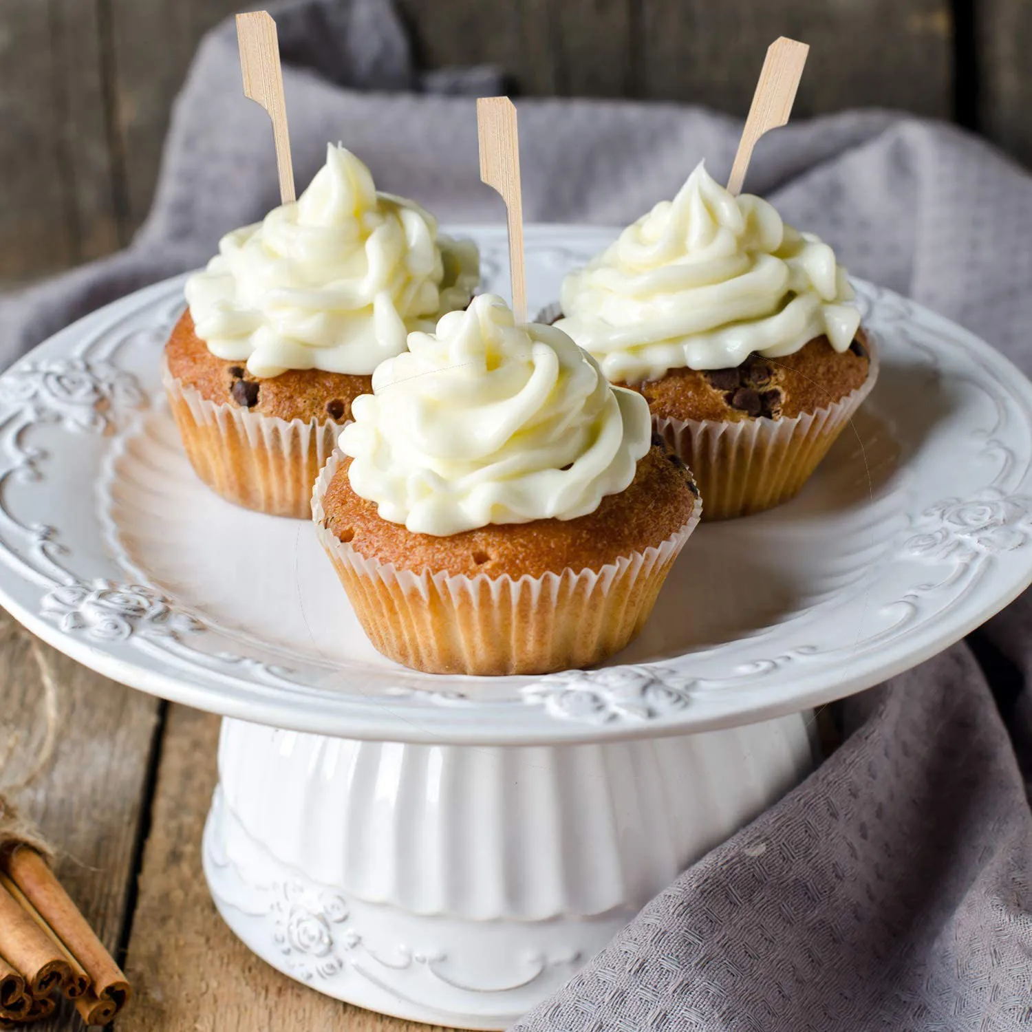 

600Pcs Bamboo Paddle Skewers Barbecue Bamboo Skewers Cocktail Sticks For Barbeque Kebabs Cocktails Buffets Party 9Cm