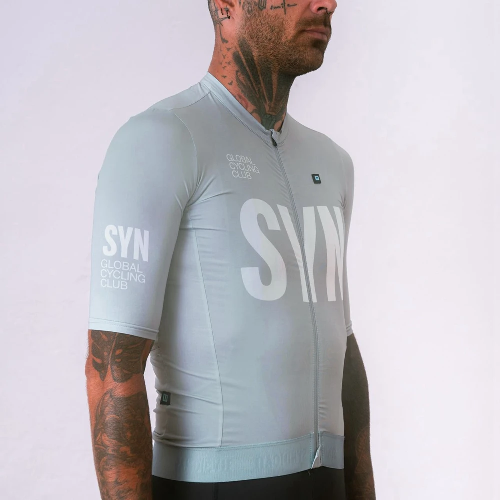 Silver gray short sleeved cycling Jersey and bib shorts men's breathable cycling suit set for close fitting cycling competitions