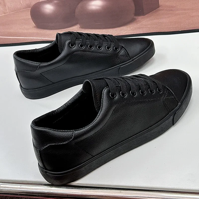 Chaussures Plates Décontractées pour Homme, Noir Pur, Cool, Jeune, Style de Rue, Douces et Confortables, D038, Printemps Automne