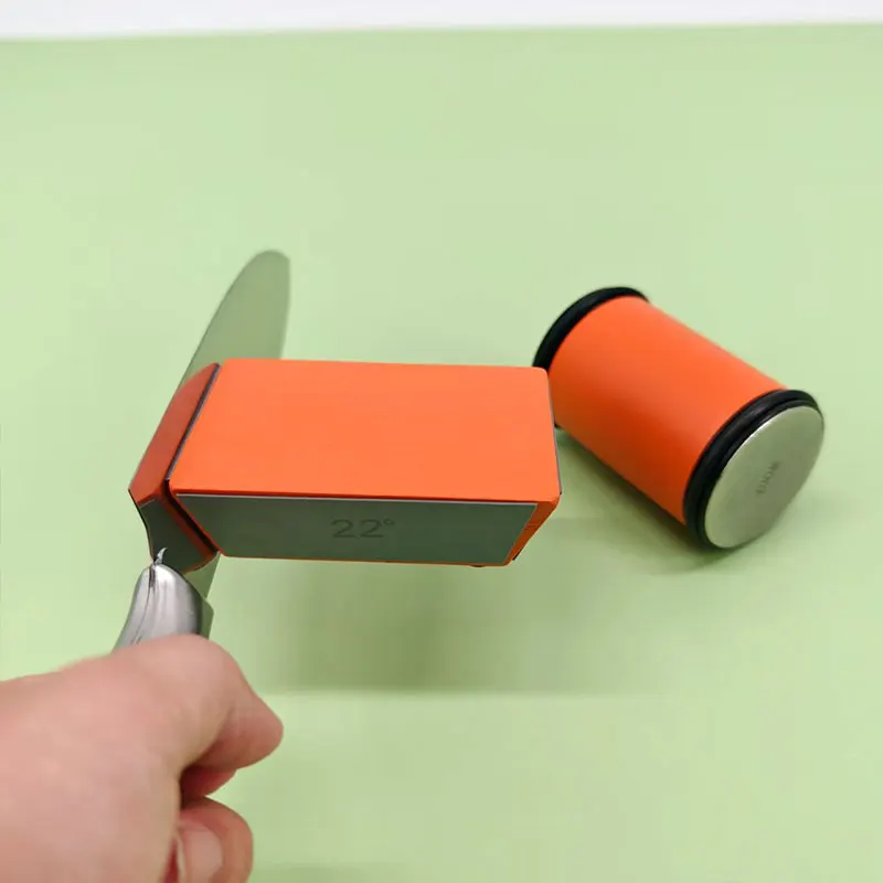 

Orange Four-Angle Rectangular Roller Knife Sharpener, Rolling Wheel Knife Sharpener Set, Rolling Sharpening Stone