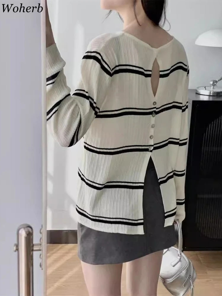 Stripe T Shirts Womens Hollow Out Single Breasted Casual Tshirt O-neck Korean All Match Women Clothes 2024 Fashion Sweatshirt