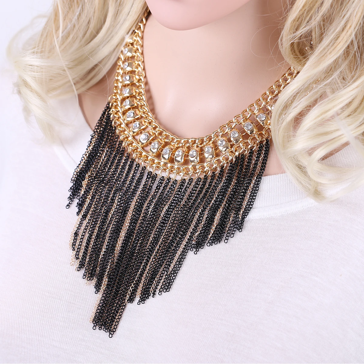 New Bohemia Style Tassels Statement Chain Necklace for Women Fashion Jewelry Sets Engagement Party Accessory Black Color