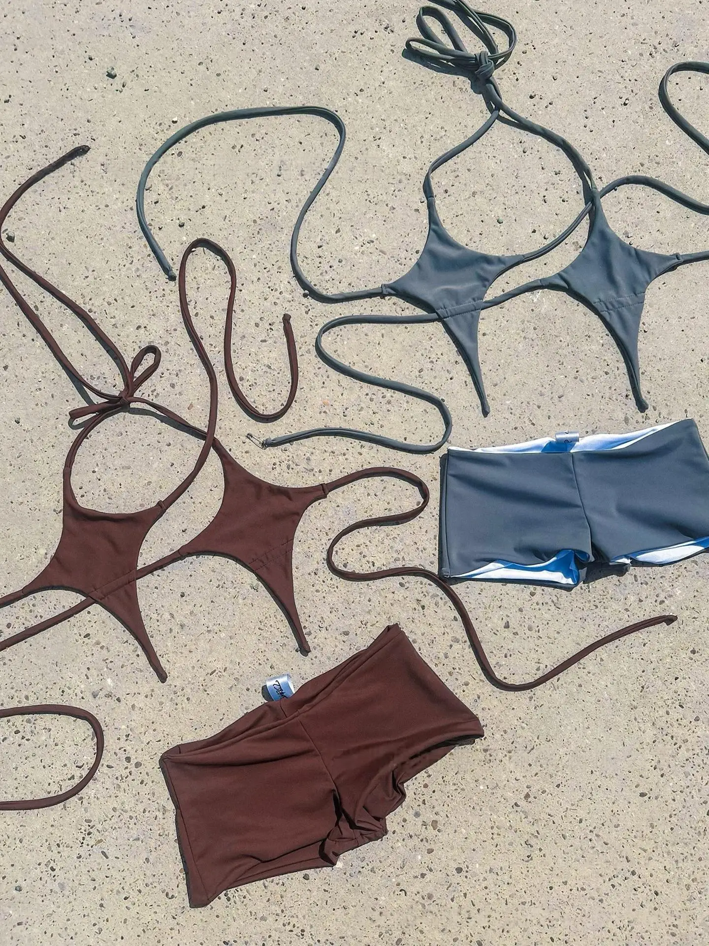 Sub-cultural personality design spice girls hot wind hanging neck bikini suit beach pool to wear lace-up women's bikini.