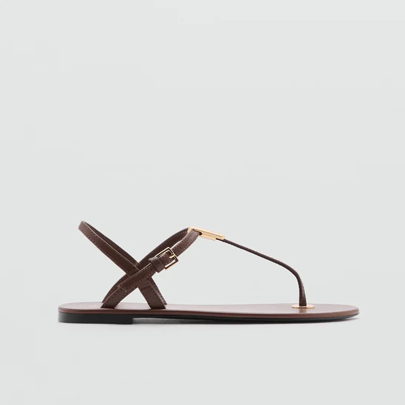 2026 Women's Luxury Black Clip-Toe Gladiator Sandals Flip-Flop Sandals Women's Metal Buckle Flat Beach Shoes Casual Footwear view 3