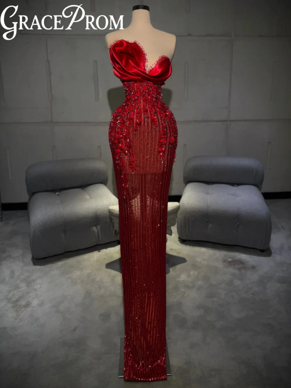 

New Arrival Beaded Strapless Evening Dress Stylish Red Straight Long Formal Party Gown Customized Luxurious Red Carpet Gown