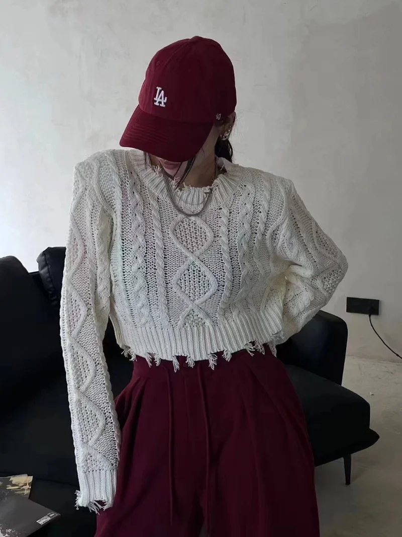 New Women Fashion O Neck Long Sleeve Ball Appliques Knitting Sweater New Ladies Solid Color Casual Sweaters Chic Pullovers Tops