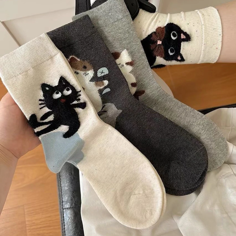 4 Pairs Cat Casual Socks Cat Printed Girls Socks Mid Length Black White Comfortable Sweet Womens Stockings for Winter Fall