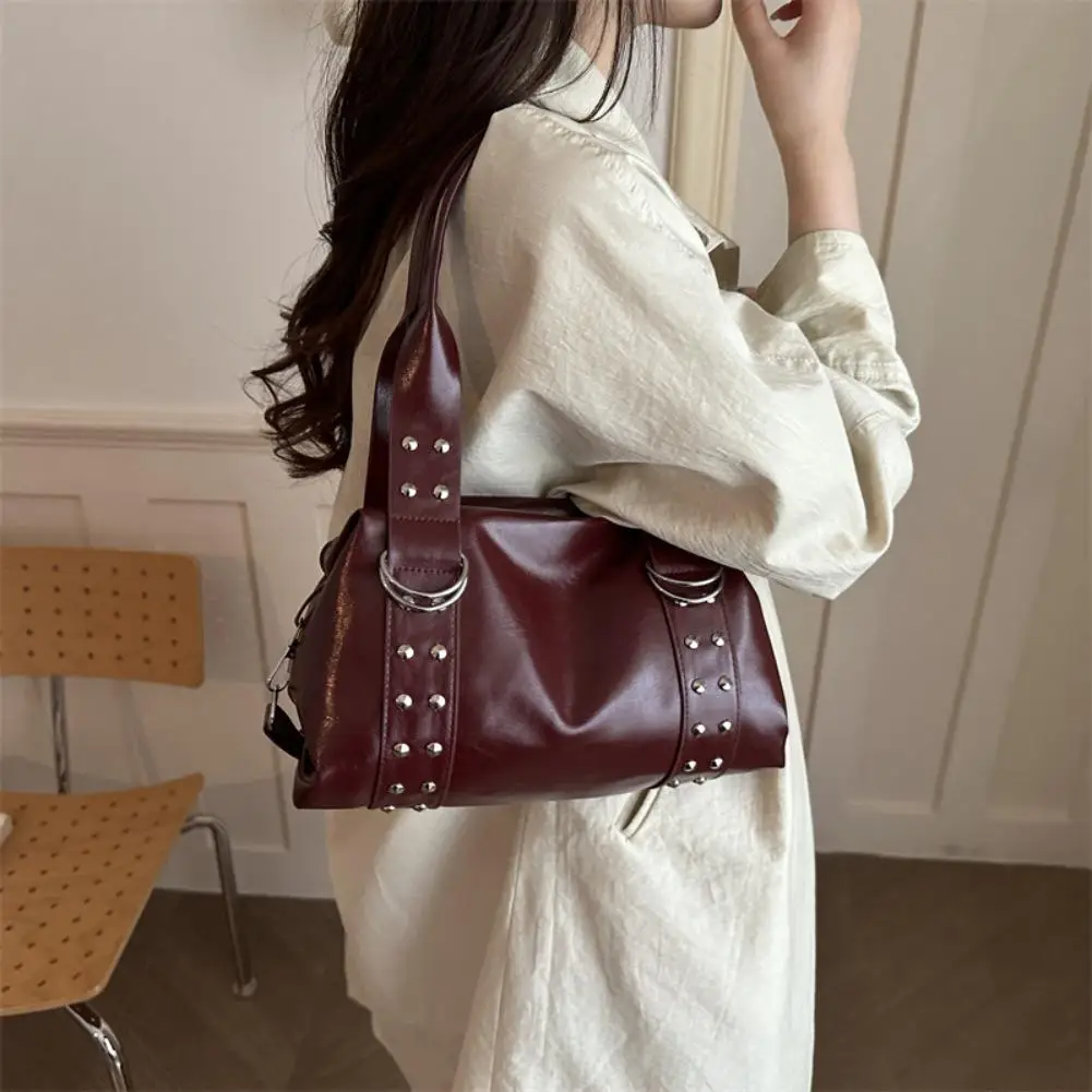 High Quality PU Leather Women's Shoulder Bag Large Capacity Y2K Underarm Bag Fashion Rivet Women Daily Boston Handbag