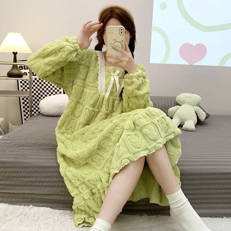 5XL Plus Size Winter Warm Nightgowns Women Thick Long Sleeve Flannel Home Dress Sweet Lace Princess Sleepwear Loose Outer Wear