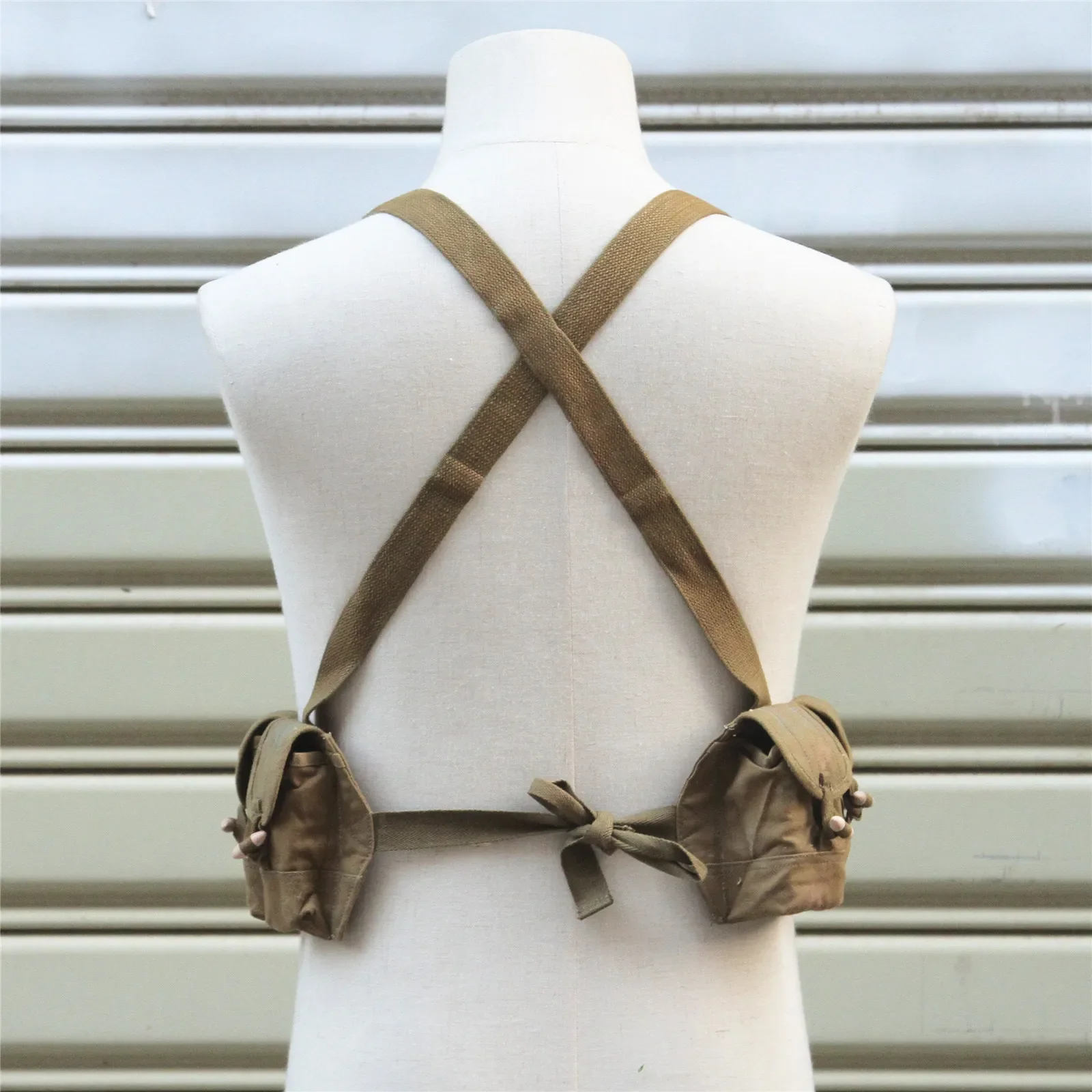 مستودع أصلي حقيقي فائض من النوع الصيني 56 شبه الذخيرة الصدر تلاعب باندولير الحقيبة SKS 7.62 10 جيوب عسكرية قديمة