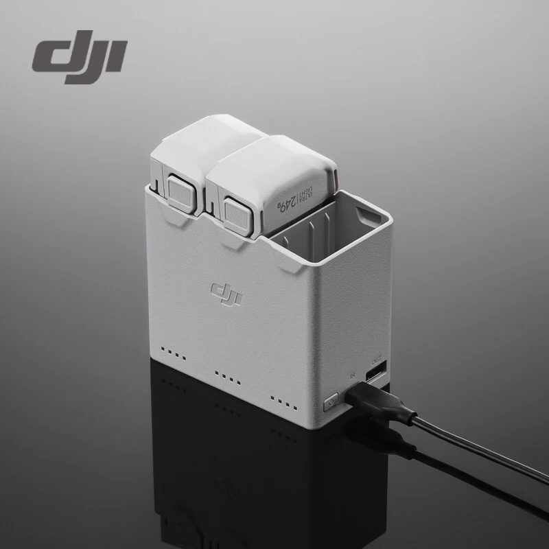 DJI Mini 4 Pro/Mini 3 Series Two-Way Charging Hub Charge three Batteries at Once Easy to carry New 100% Original