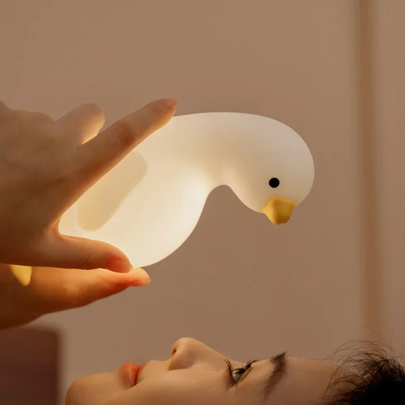 

Силиконовая лампа Fun Duck с зарядкой через USB, фотография с затемнением, интерактивная плоская лежачая утка, прикроватный атмосферный светильник