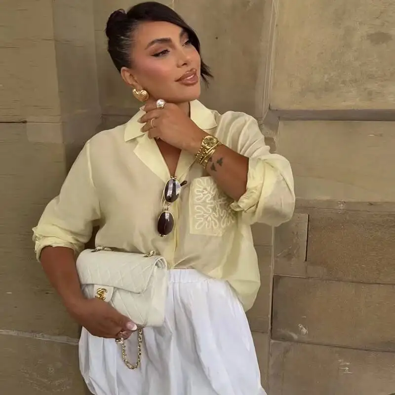 قمصان مكتب نسائية جديدة لخريف 2025 فضفاضة وأنيقة ومريحة للشارع قميص علوي للعطلات والسفر للشباب #5