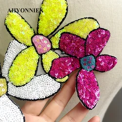 1 Piece Sequins Flower Fashion Decoration Patches For Bag Jacket Jeans Iron On Patch for Clothes Cute Glue Shining Sticker