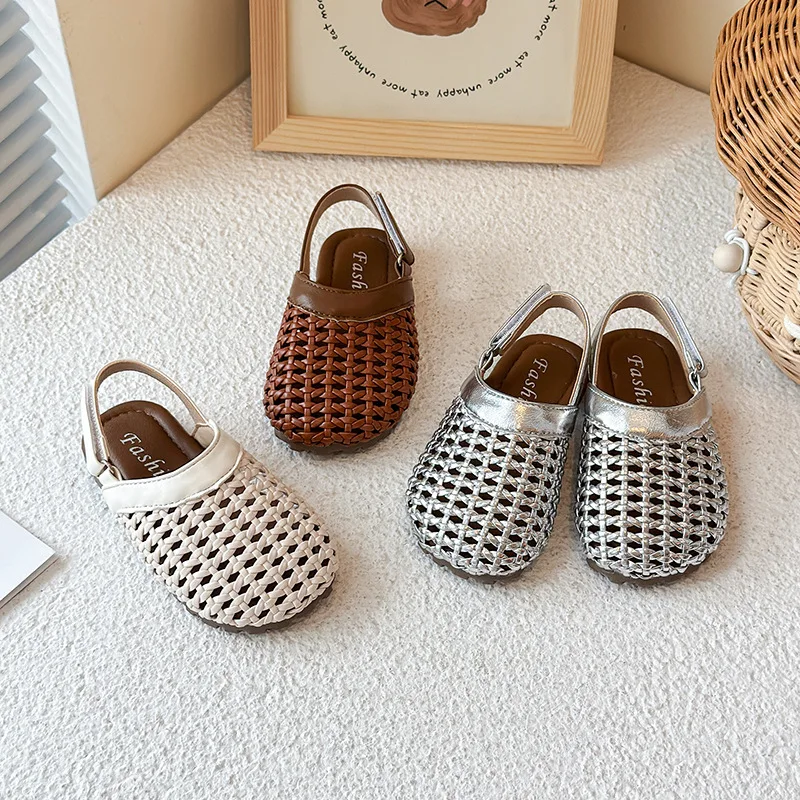 

2026 Summer Kids' Knit Sandals, Breathable Openwork Closed-Toe Slides, Korean Fashion Soft Sole Unisex Slippers for Boys Girls