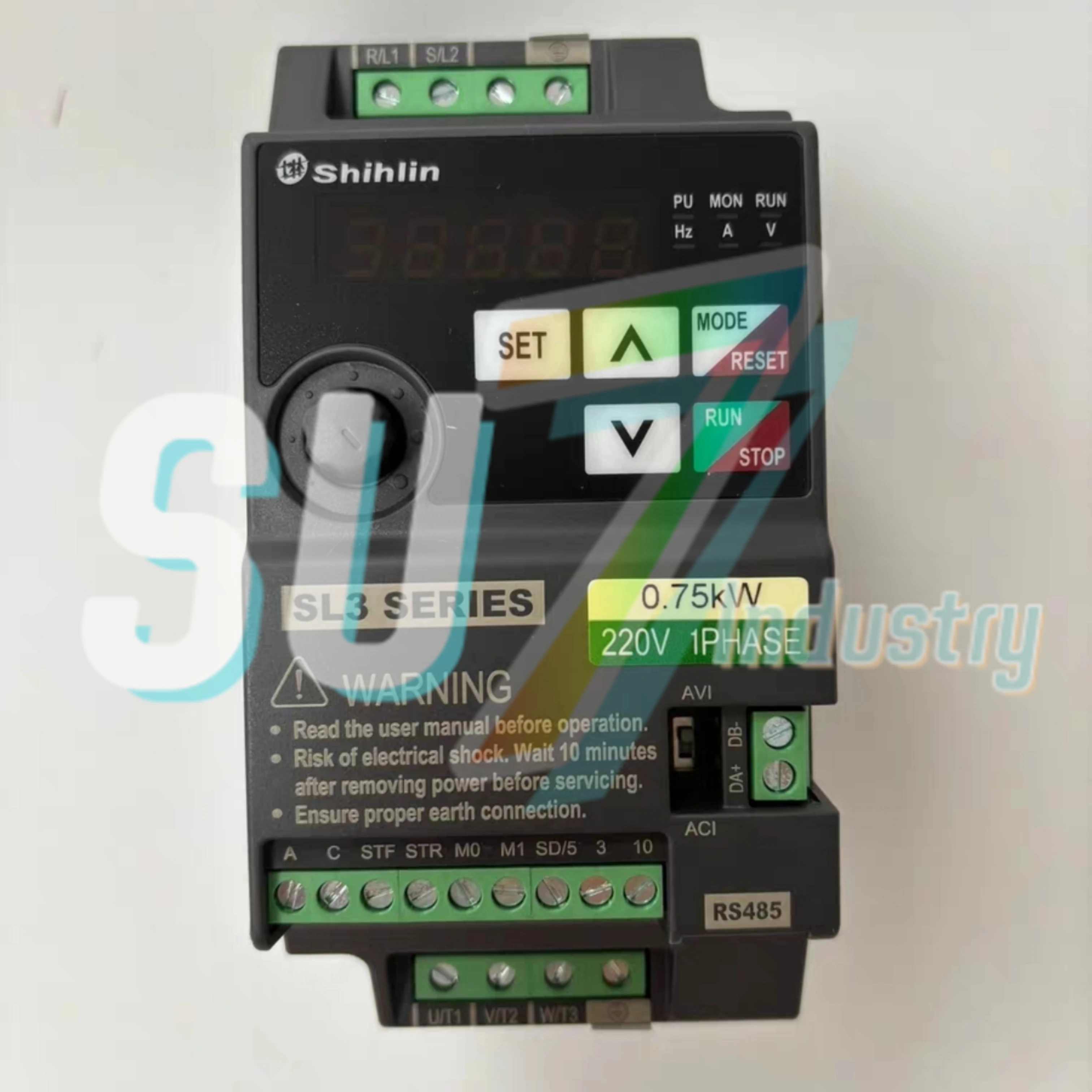 SL3-021-0.4K SL3-021-0.75K SL3-021-1.5K محول التردد 100% جديد