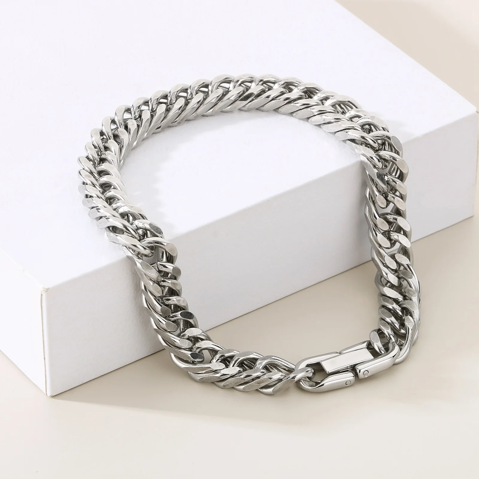 8/10mm Chunky Miami Curb Chain Bracelet for Men, Stainless Steel Cuban Link Chain Wristband Classic Punk Heavy Male Jewelry