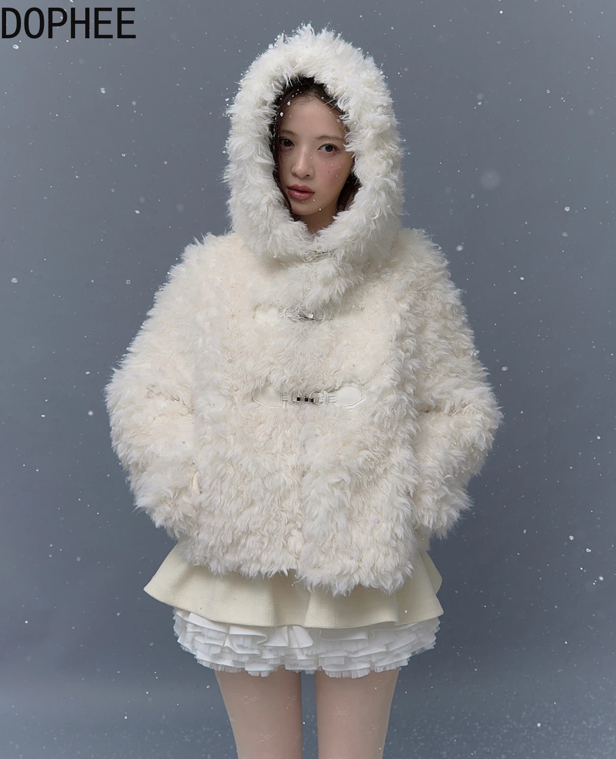 

Корейская модная роскошная куртка из искусственного меха, женская новая осенне-зимняя куртка с двойной кожаной пряжкой и капюшоном, утепленное плюшевое пальто с длинными рукавами