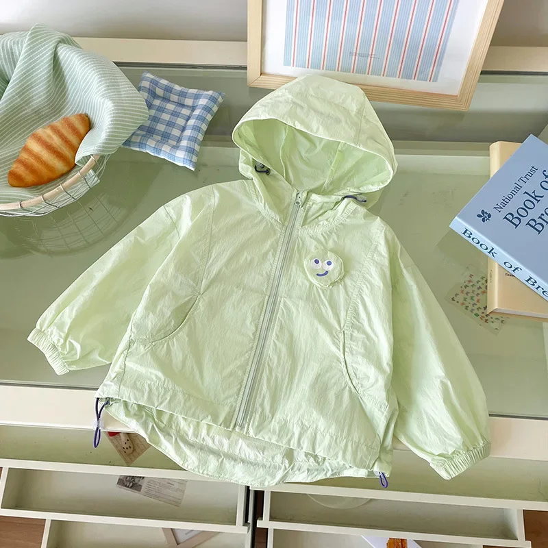 

2025 Summer New Stylish Design Hooded Lightweight Sunscreen Jacket