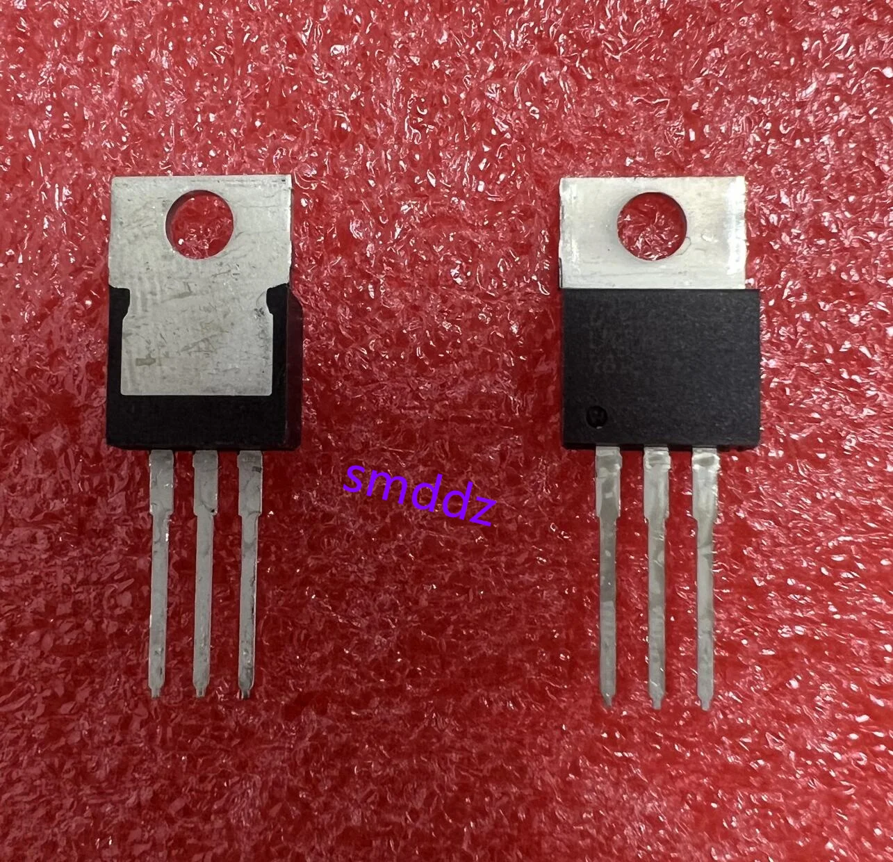 10pcs /  New original genuine stock TI LM7812CT/NOPB TO220 voltage regulator IC chip